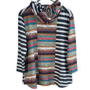 Like New John Mark Cowl A-Line Top
Size Small